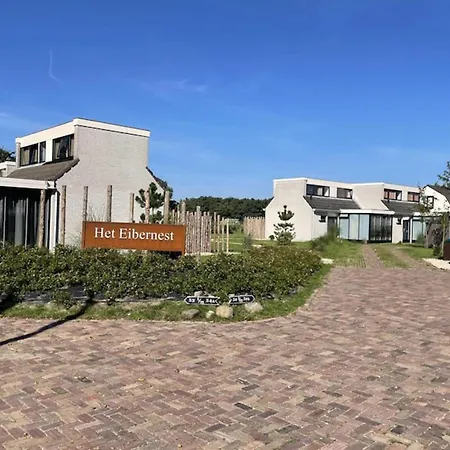 On Texel Island With Terrace Casa de Férias *