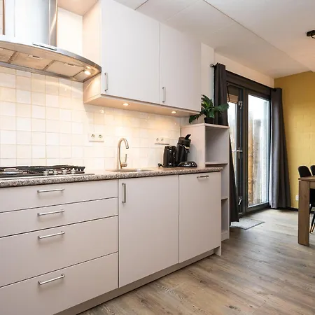 On Texel Island With Terrace Casa de Férias